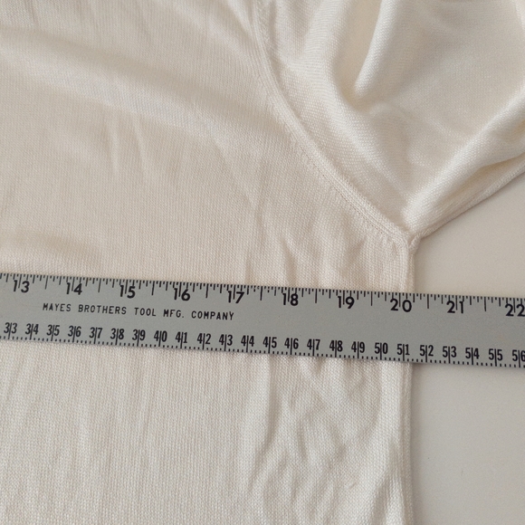 United Colors Of Benetton Crew Neck Long Sleeve Top Made in Italy Size Large - Picture 6 of 8